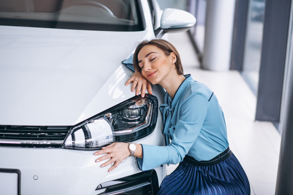 Entenda como funciona a cotação online do seguro auto. l Foto: Freepik.
