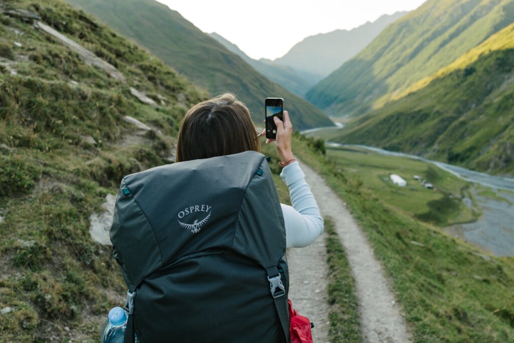 Como planejar um mochilão? Saiba aqui. | Foto: Unsplash.