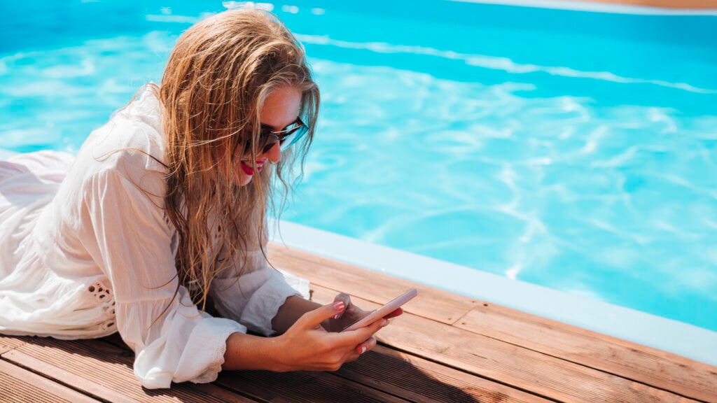 Saiba como proteger o seu celular com o seguro celular cobertura completa da Ciclic. | Foto: Freepik.