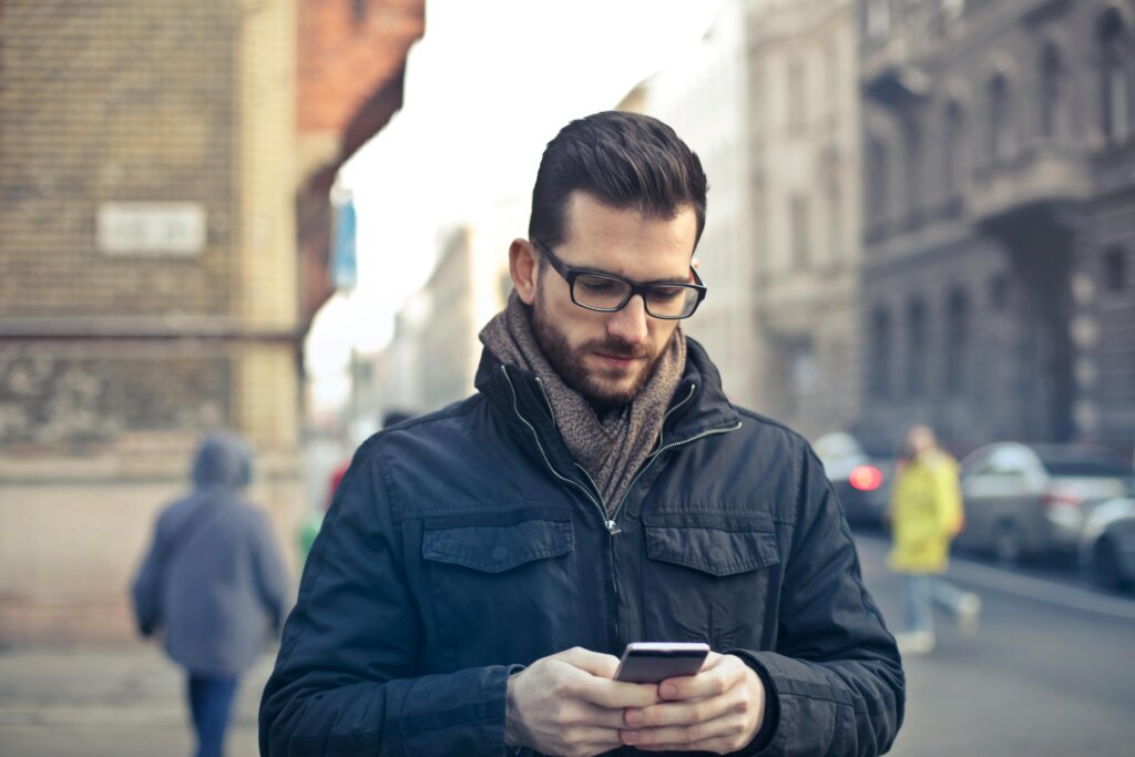 Seguro celular. | Foto: Pexels.