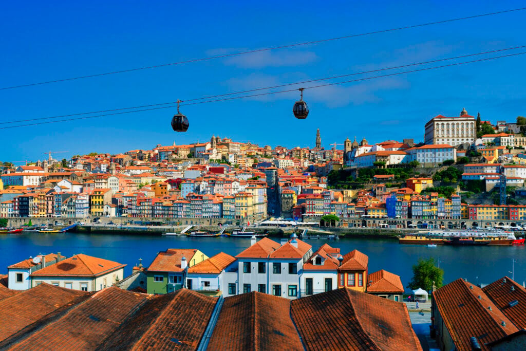Portugal: Turismo no país registra o melhor 1° semestre da história. | Foto: Freepik. 