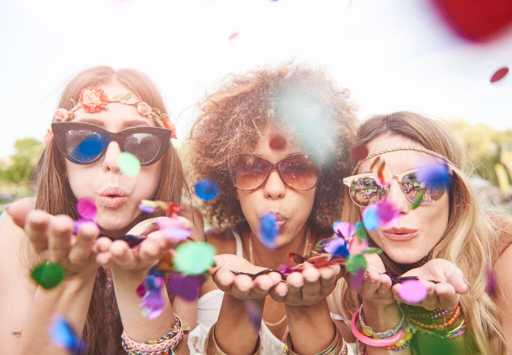 Carnaval 2024: cuidados com a bolsa. | Foto: Freepik.
