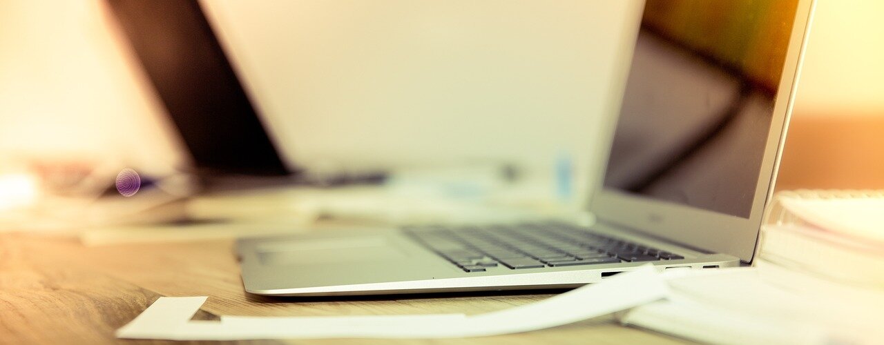 Macbook vs Notebook com sistema Windows: Qual o melhor para você? | Foto: Pixabay.