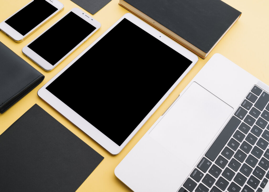Os seus equipamentos portáteis são tão importantes quantos os outros! Conheça nosso seguro! | Foto: Freepik.