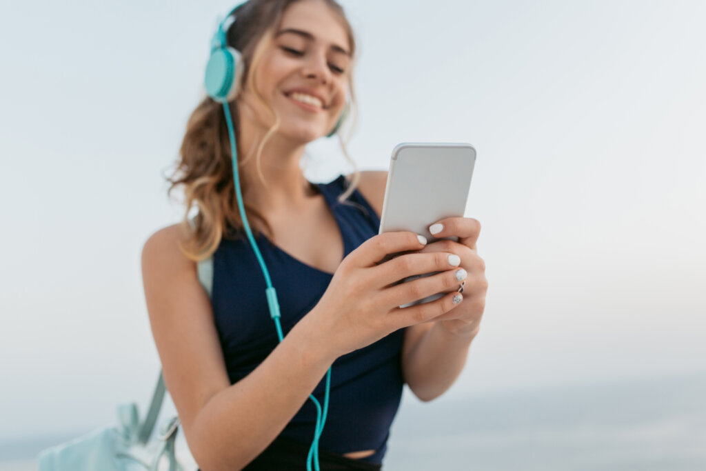 Veja como utilizar os gadgets para auxiliar a melhorar sua qualidade de vida. | Foto: Freepik.
