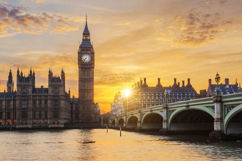 Veja um roteiro de viagem para Inglaterra. | Foto: Freepik.