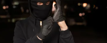 Equipamentos eletrônicos mais furtados: saiba como protegê-los. | Foto: Freepik.