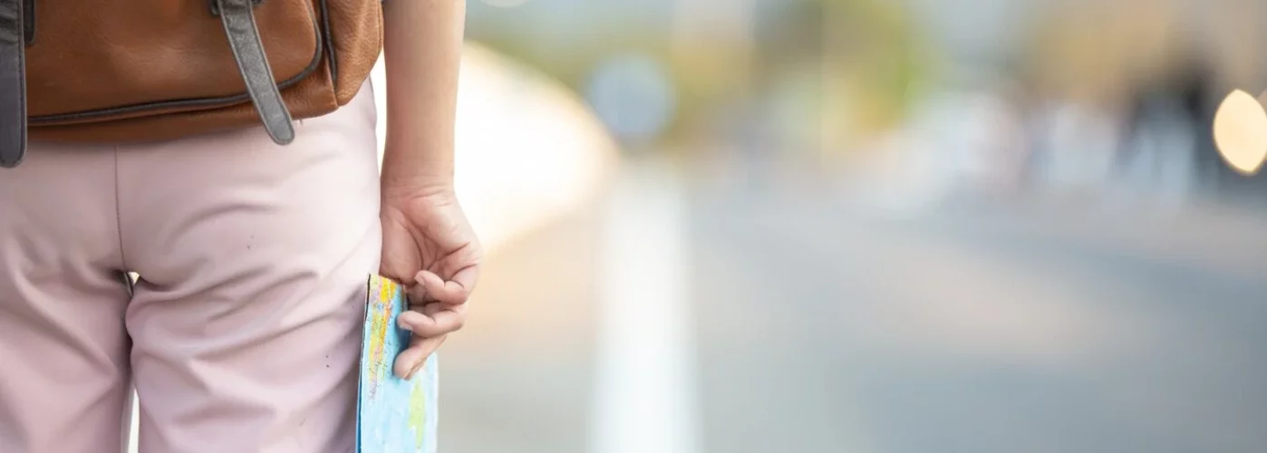 Seguro viagem passa a ser obrigatório para brasileiros na Argentina após decisão do governo Milei. Entenda as novas regras e como se proteger.