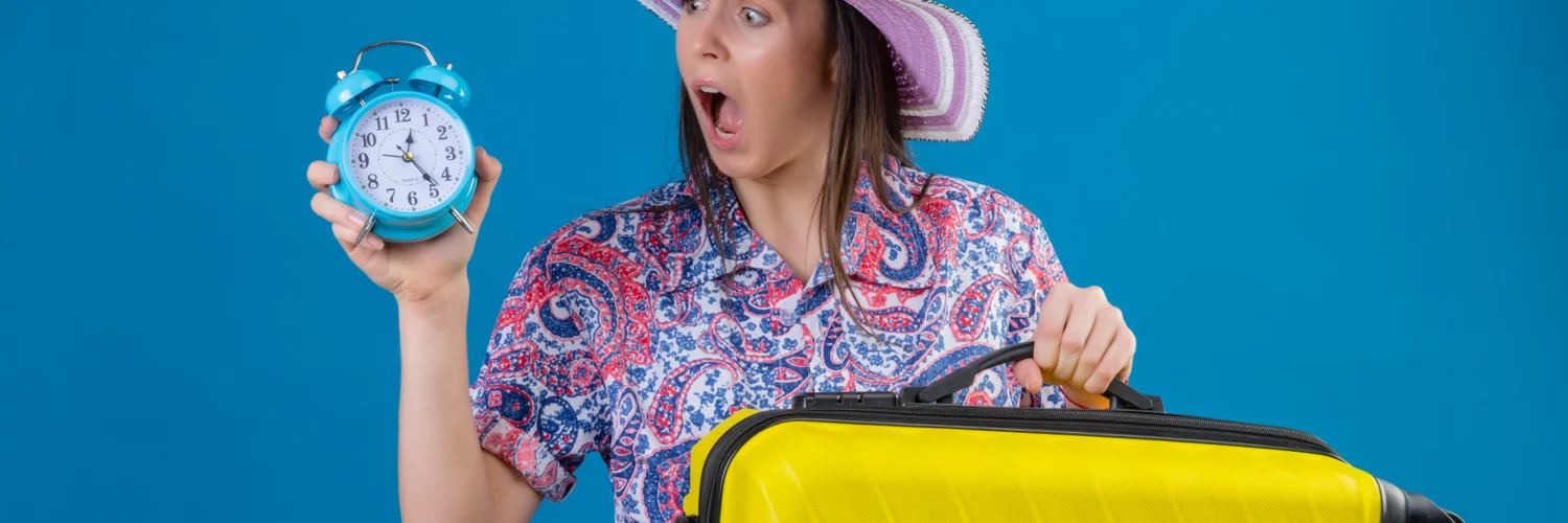 Viagens de última hora: veja dicas essenciais para evitar perrengues. | Foto: Freepik.