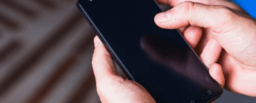 Com o seguro celular Ciclic, você parcela a franquia em até 4x.