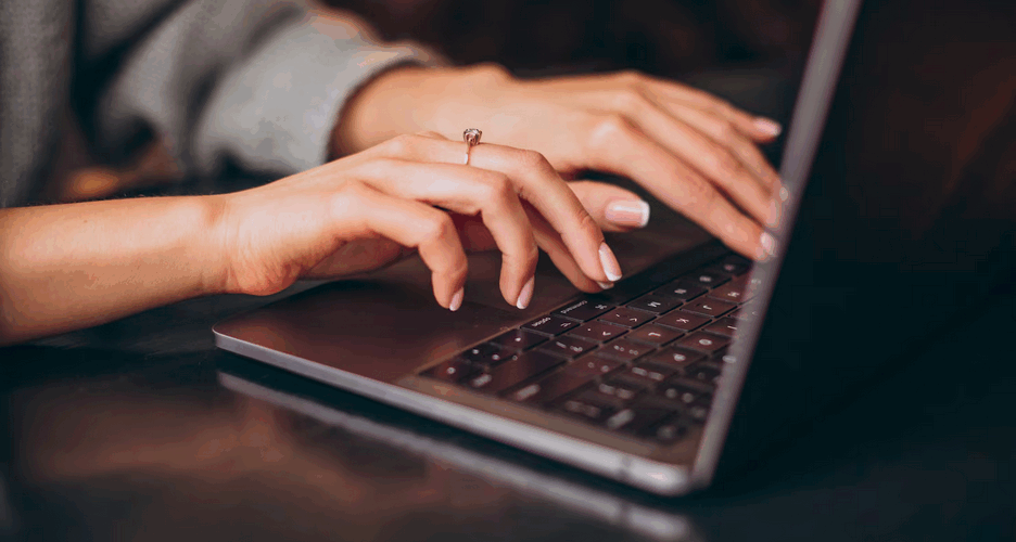 Proteja seus equipamentos portáteis com o seguro celular Ciclic. Cobertura completa para tablet, smartwatch e notebook contra roubo, quebra e líquidos.