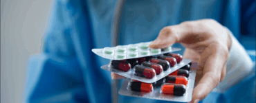 Viajar com medicamentos controlados? Descubra como o seguro viagem Ciclic e dicas de documentação garantem sua tranquilidade. Planeje sem preocupações!