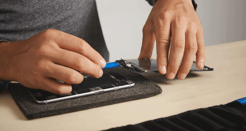 Procurando um seguro celular completo? A Ciclic oferece cobertura inédita contra oxidação por vapor e umidade. Proteja seu smartphone de todos os riscos!