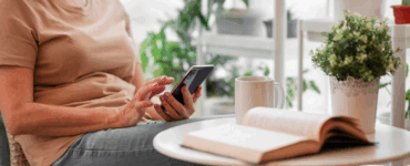 Planejando sua próxima jornada? Descubra como um seguro viagem protege sua saúde mental e bem-estar, garantindo tranquilidade do início ao fim da sua aventura.